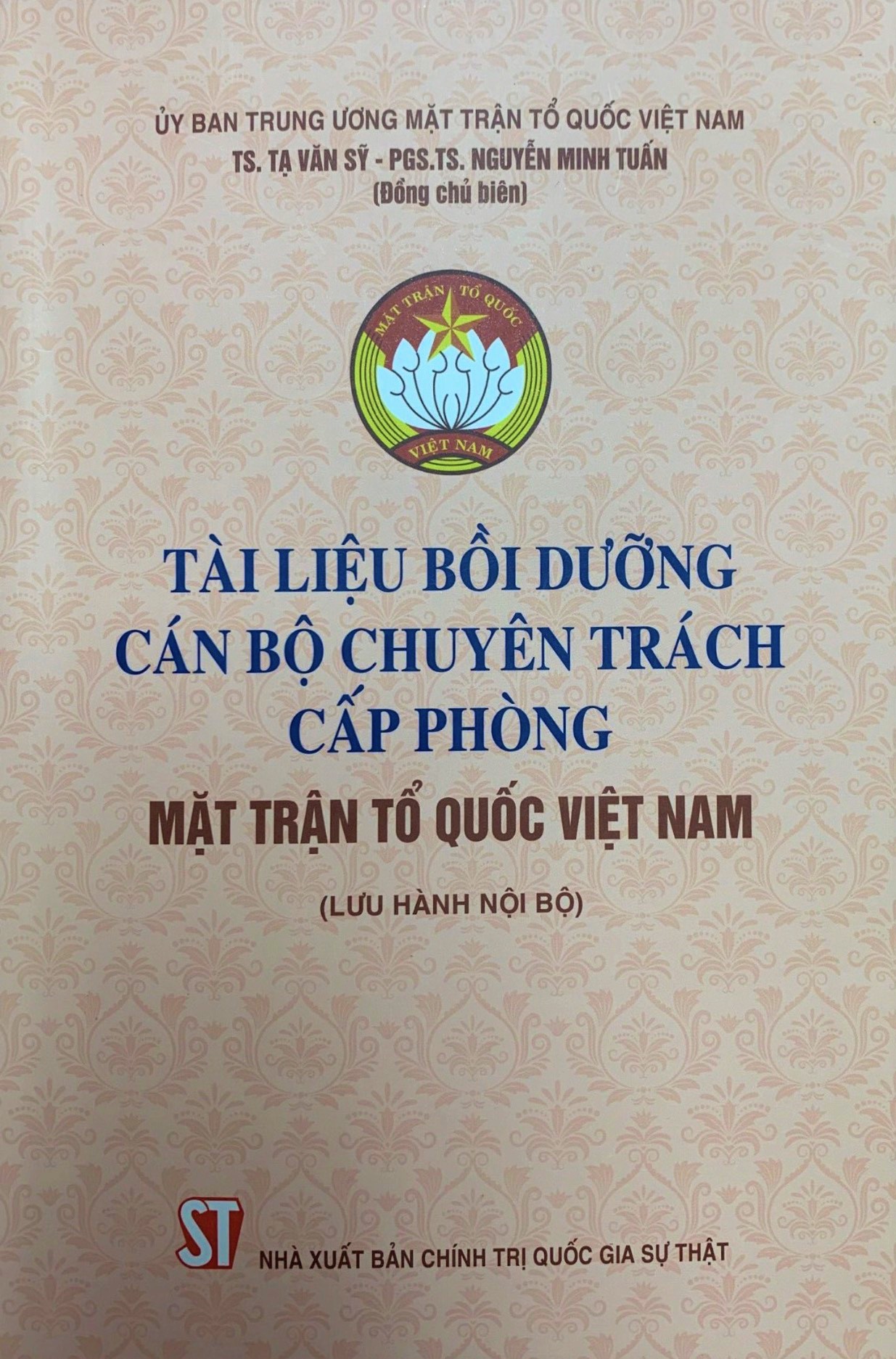 Tài liệu bồi dưỡng cán bộ chuyên trách cấp phòng Mặt trận Tổ quốc Việt Nam (Lưu hành nội bộ)