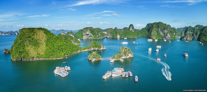 3. Vịnh Hạ Long