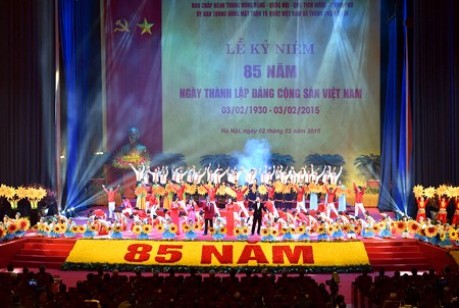 Mittinh ky niem thanh lap dang 1