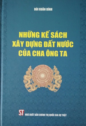 nhung ke sach 32018