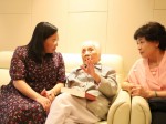 Chúc mừng nguyên Phó Chủ tịch nước Nguyễn Thị Bình nhận danh hiệu “Anh hùng Lao động”
