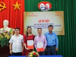 Phối hợp đẩy mạnh tuyên truyền, phổ biến sách lý luận chính trị, phát triển văn hóa đọc và trao tặng các tủ sách điện tử tại Bình Thuận