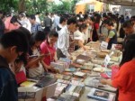 Giới trẻ Hà Nội phát sốt với “Đại hội sách cũ”